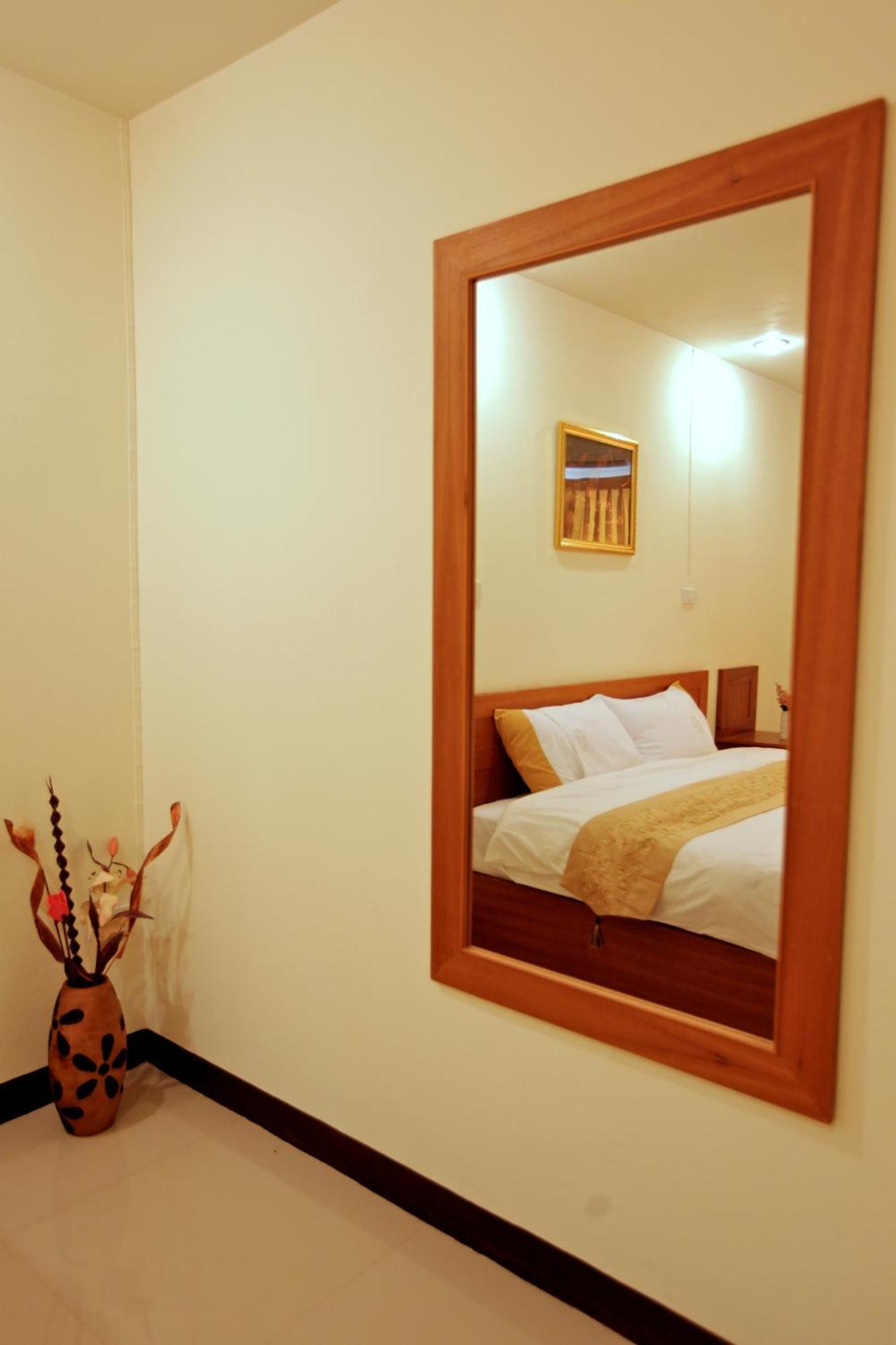 Inn Rafael And Mansion Bangkok