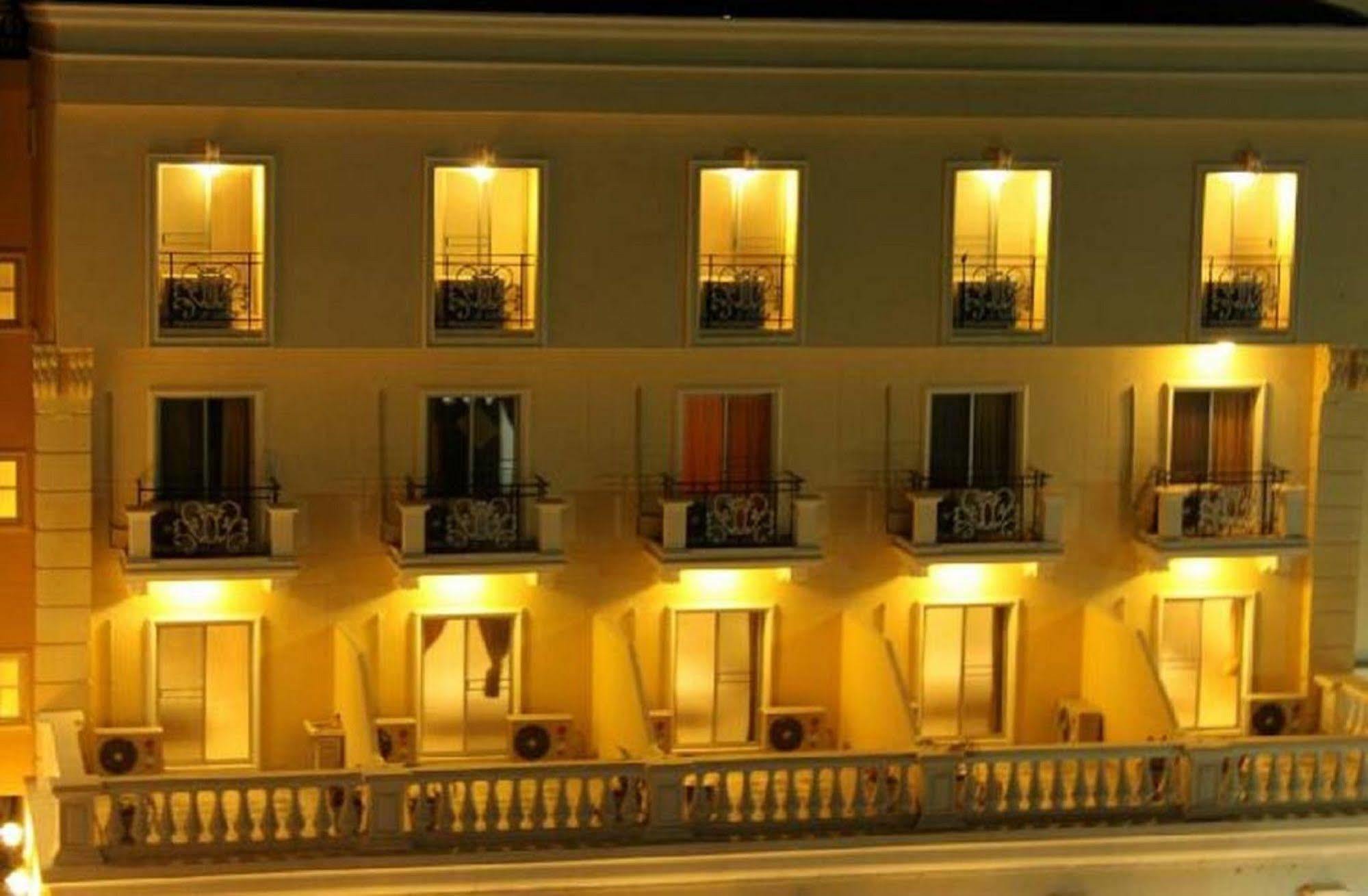 Inn Rafael And Mansion